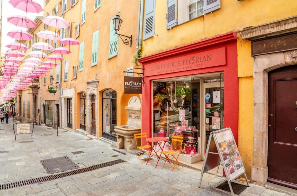 Pampa - Centre Historique De Grasse, Musees, Boutiques